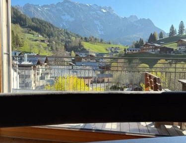 Two-Bedroom Apartment with Mountain View