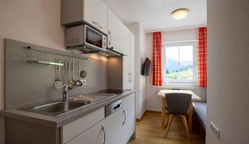 One-Bedroom Apartment with Balcony