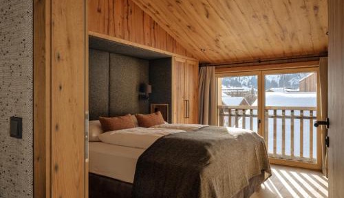 Three-Bedroom Apartment - High Floor