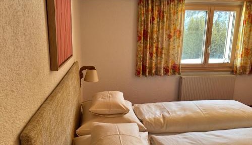 One-Bedroom Apartment with Balcony