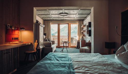 Double Room with Mountain View
