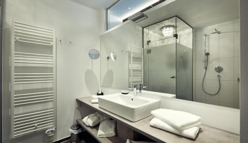 Superior Double Room with Balcony