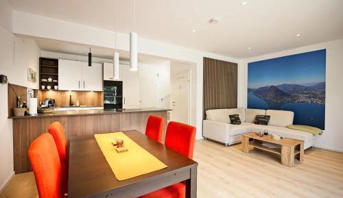 Three-Bedroom Apartment with Balcony