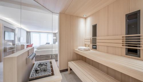 Junior Suite with Sauna