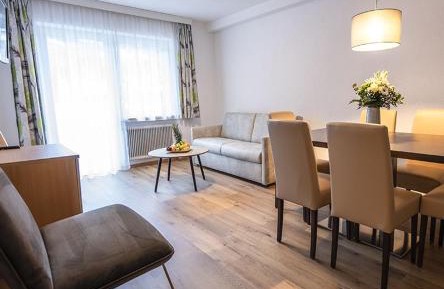 One-Bedroom Apartment with Balcony