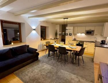 Deluxe Family Suite