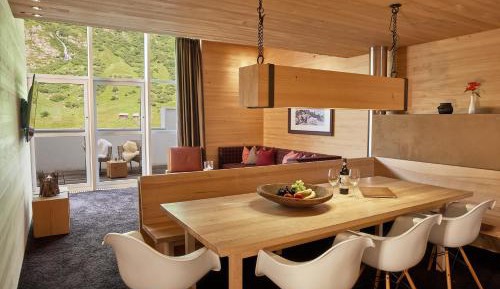Superior Chalet