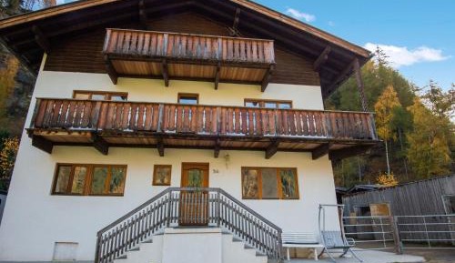 Six-Bedroom Holiday Home