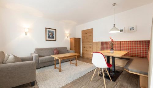 One-Bedroom Apartment (3 Adults)