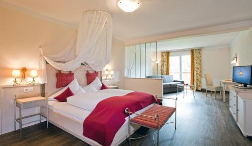 Double Room with Four Poster Bed