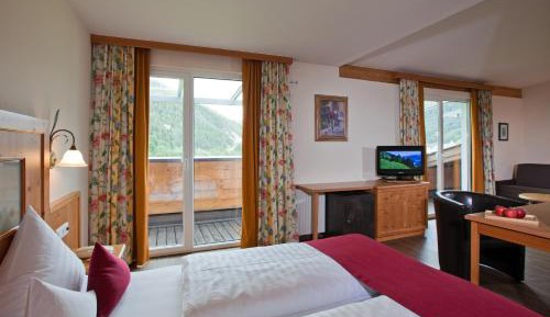 Large Double Room