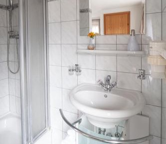 Two-Bedroom Apartment with Balcony (4 Adults)