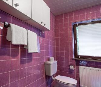 Single Room with Shared Bathroom