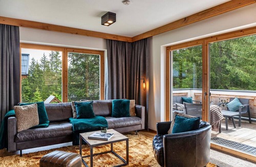 Hochkrimml Ski Chalet | Chalet 'Zillertal Arena 1' with Mountain View, Shared Garden and Wi-Fi