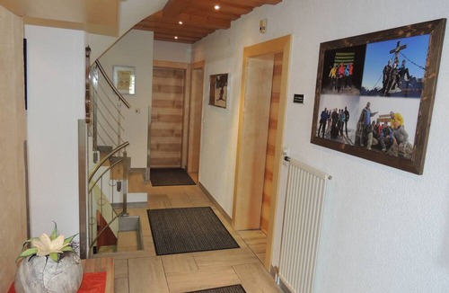Sankt Anton am Arlberg House | Gästehaus Alpina
