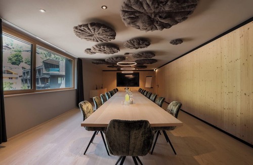 Schruns Hotel | Amrai Suites