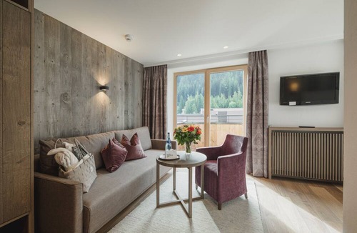 Sankt Anton am Arlberg Hotel | Schwarzer Adler
