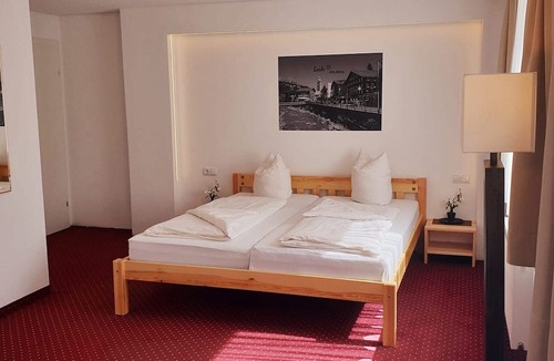 Sulz House | Hotel Pension Löwen nahe Feldkirch - günstige Zimmer für Urlauber, Firmen und Monteure