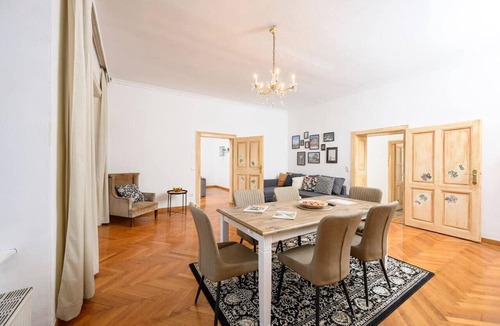 Modling Apartment | Spacious 2BR Stay for 6 Heart of Mödling