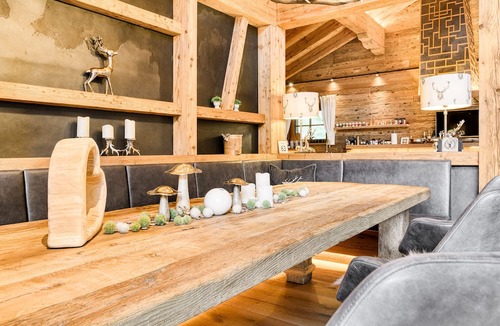 Brand House | Chalet GM in Brand With 5 Bedrooms and 8 Bathrooms