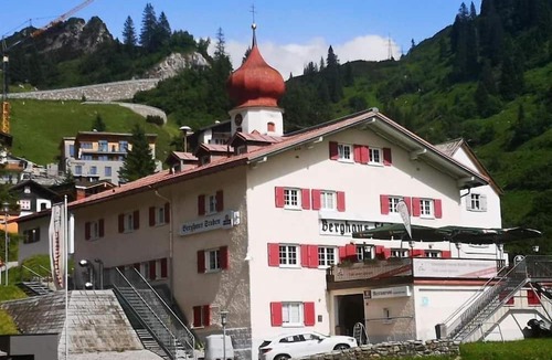 Stueben Hotel | Berghaus Stuben