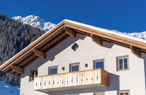 Sankt Anton am Arlberg Apartment | Chalet Silver Fox