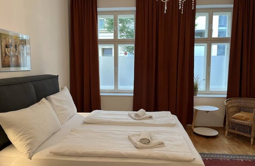 Brigittenau Apartment | Central apartment on Augarten