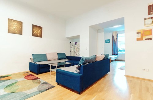 Graz City Centre Apartment | Lilians City Center Studio 4-bedroom studio in wonderful Graz