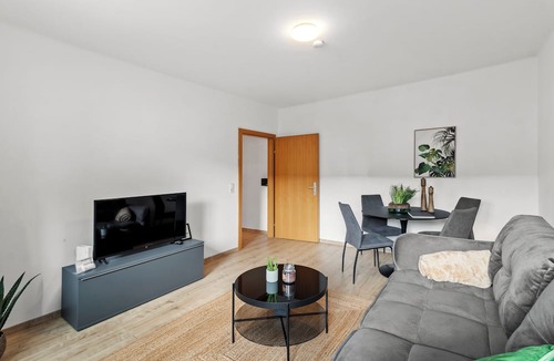 Leitendorf Apartment | FarawayHomes Studio Leoben A19