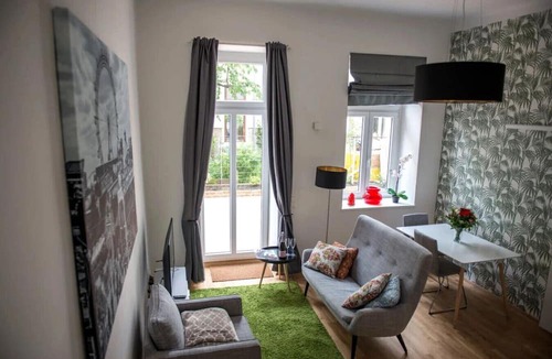 Leopoldstadt Apartment | Boutique Garden Apartment - Studio for 2