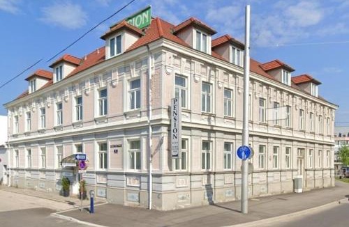 Sankt Polten Apartment | Mariazellerhof Room 107