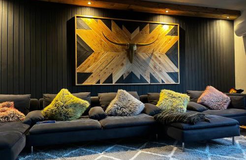 Medraz Apartment | Das Mountain Getaway - Funky First Floor Stubai Super Card