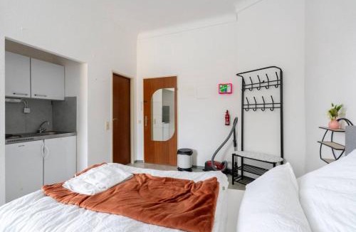 Leoben Apartment | Stylish Apartment at Main Square - 35 m2 - Quiet