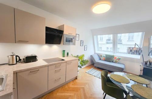 Weißgerber Apartment | Central & Modern in Trendy Area l HG22