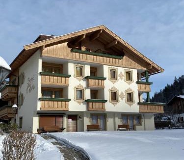 Erpfendorf Hotel | Berghofs B&B