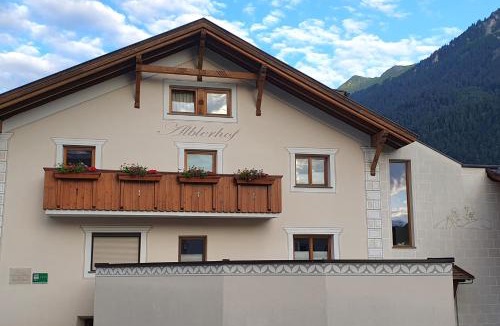 Pfunds Apartment | Alblerhof