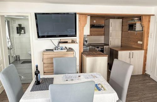 Nesselwaengle Apartment | Apartment Bergwiese mit Balkon by Interhome