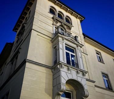 Bregenz Apartment | Neu Villa Schwerzenbach "Die Aurelia" - das goldene Erwachen