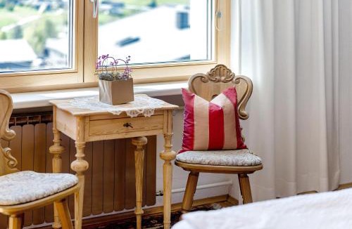 Grossdorf Apartment | Försterhaus Wohnung Obergeschoss