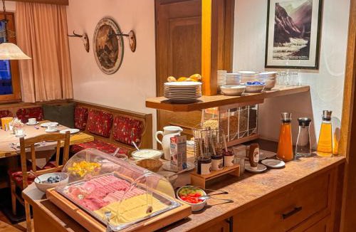 Feichten House | Apart - und Frühstückspension Jägerheim