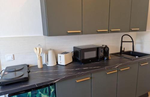 Lend Apartment | Grazioso Apartment - Central Station -Parking option -Free bike