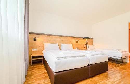 Lobau Hotel | Hotel Sachsengang - free parking, near U1 & U2