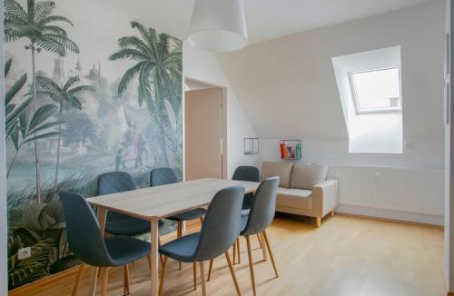 Graz City Centre Apartment | Schlossberg Panorama Suite - 3BR & Free Parking in Altstadt by HERO HOMES Graz