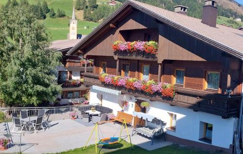 Kartitsch Apartment | Ferienwohnung Außerlechner