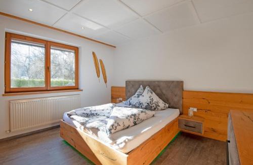 Ramsau im Zillertal House | Exclusive apartment with garden and whirlpool