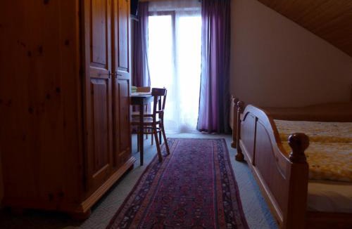 Lochau House | Gästehaus Zussner