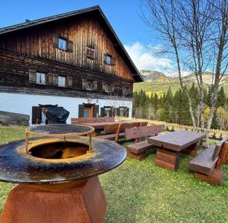 Graen House | Holiday Home Haus Schönblick by Interhome