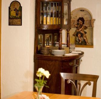 Warth House | Zum Fally - Landgasthof