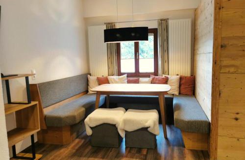 Feichten Apartment | Tirolerhof - Appartementhaus