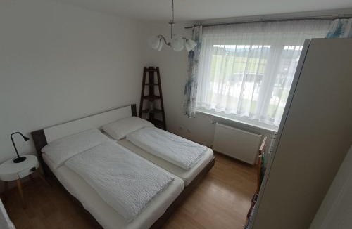 Maria Elend Apartment | Große Ferienwohnung im Rosental ideal für 4 bis 6 Personen mit Balkon und Garten